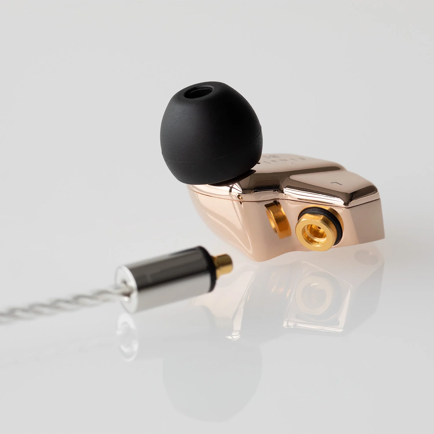 B1 - Image 3