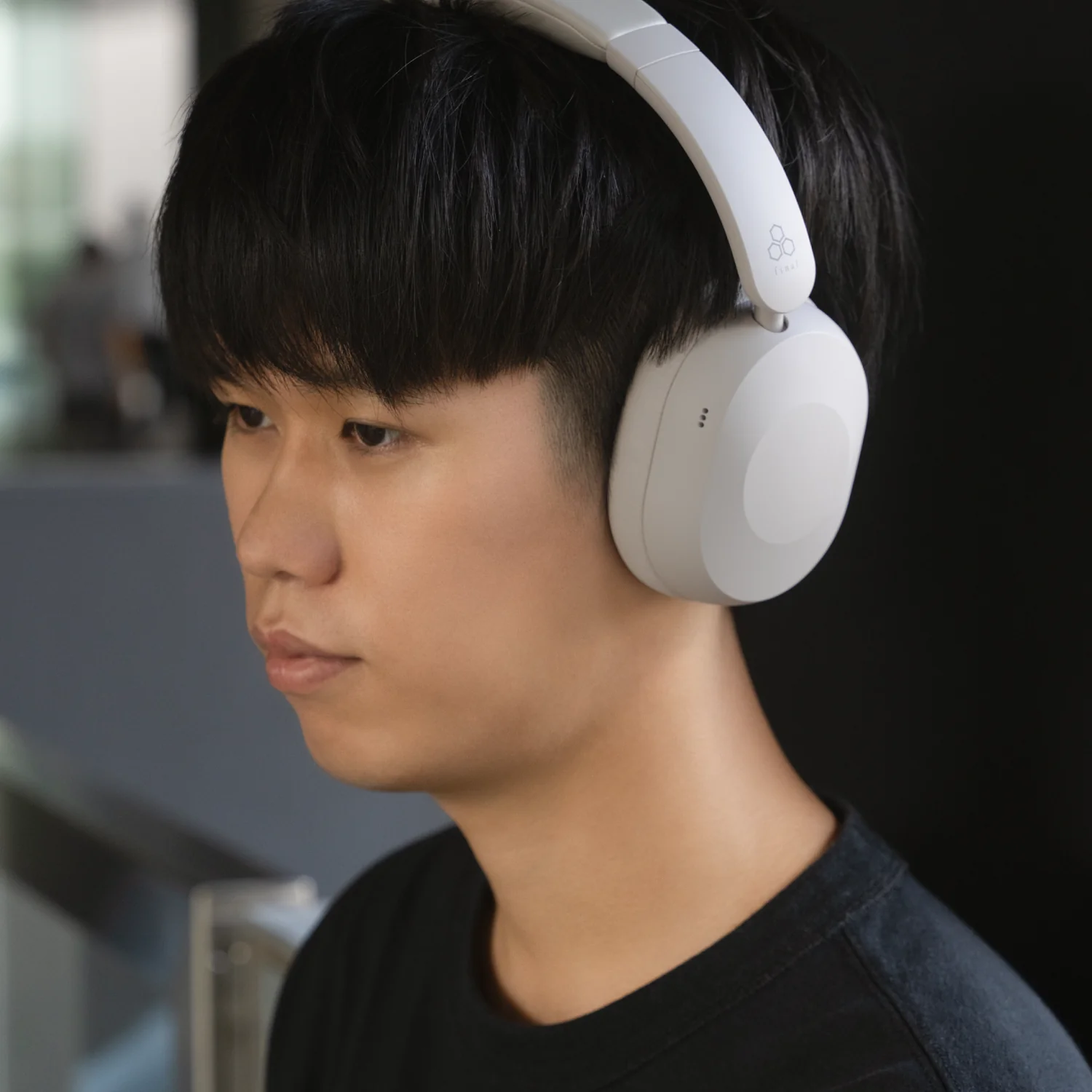 UX1000 - Image 12